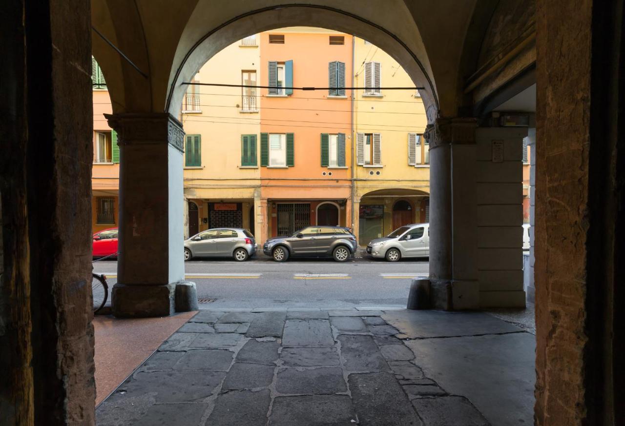 B&B Albertad Bologna Bagian luar foto